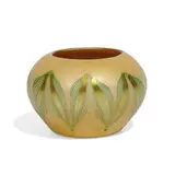 Union Glass Company, Kew Blas vase in gold and green with ground pontil