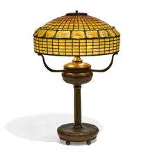 Tiffany Studios, Tiffany Glass & Decorating Company, Turtleback table lamp: shade on base, #25783