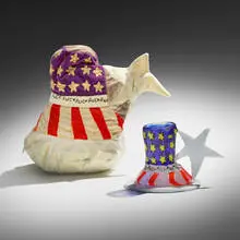 Richard Marquis, Stars and Stripes Cup with Container (Free Speech Cup), 1970, hand-blown glass, murrine, a canne, and incalmo techniques, embroidery and appliqué on velvet