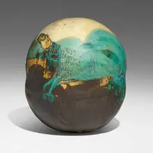 Toshiko Takaezu, Spring Moon (with rattle), 2000, glazed stoneware