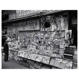 Berenice Abbott, Newsstand, East 32nd Street and Third Avenue, Manhattan, 1935, Gelatin silver print