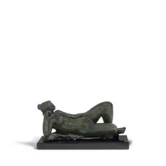 Antoniucci Volti, Femme allongée, circa 1975, bronze with green patina