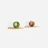 Mineo Mizuno, Peaches, c. 1990, glazed stoneware, wood