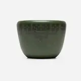 Arthur Hennessey and Sarah Tutt for Marblehead Pottery, Jardinière with conventionalized blossoms
