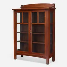 Limbert, China cabinet, model 448