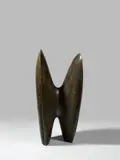 Doppelform by Karl Hartung, Um 1949, Bronze mit goldbrauner Patina, sold Jun 2017