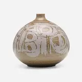 Clyde Burt, Vase