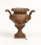 Bongiovanni Vaccaro, Terracotta urn vase, in the Neoclassical style