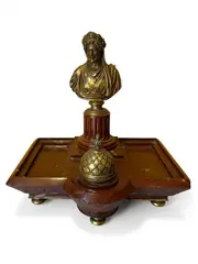 Ferdinand Barbedienne, Gilded bronze inkwell, rectangular red marble base with an inkwell and hinged lid