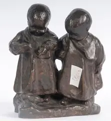 Aristide Petrilli, Couple of children, bronze sculpture, all-round