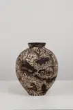 Clara Holt, Nel bosco, The surface is coated and decorated with wild clay and sand collected in the countryside