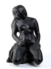 Waldemar Grzimek, Knieende, 1976, Bronze mit schwarzbrauner Patina