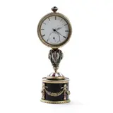 Fabergé Carl, Gilded silver and enamels table clock, Base with a circular plinth decorated with gilded silver garlands and guilloché enamels in shades of green.