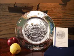 Luciano Guarnieri, The light of angels, bas-relief on silver plate