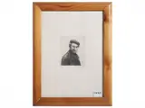 Daniel Graves, Portrait of man with Basque 1981, engraving