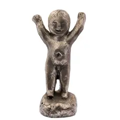 Venturino Venturi, "Bambino benedicente", scultura in resina e lamina d'argento