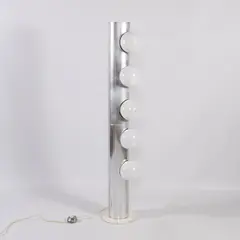 Pat Hoffman, Prod. Luci Illuminazione, P436 mod. floor lamp in steel