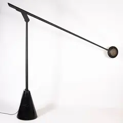 Hans Von Klier, Prod. Bilumen, large Giraffe mod. adjustable floor lamp in painted metal