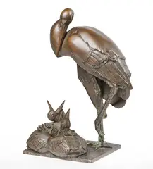 Cicogna con i piccoli by Sirio Tofanari, scultura in bronze, offered Apr 2026
