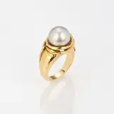 Nino Franchina, Anello scultura in oro giallo con perla