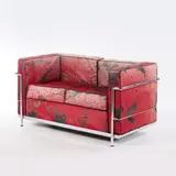 Le Corbusier, Divano “LC3”, Tubolare in acciaio e cuscini con rivestimento in pelle