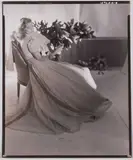 Foto per Vogue Studio by Horst P. Horst, 1946, Stampa a contatto da lastra originale - gelatina ai sali d'argento, offered May 2021