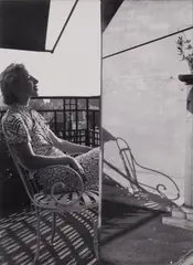Portrait composition by Florence Henri, 1937, Stampa ai sali d'argento, offered May 2021
