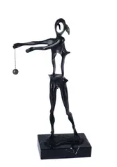 Hommage a Newton by Salvador Dalí, 1981, scultura in bronze, offered Feb 2025
