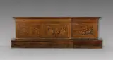 Große Renaissancebank, cassa pancha. Um 1480/90 by genannt da Maiano Giuliano di Leonardo (Nardo) d'Antonio und sein Bruder Benedetto, Intarsie und Marketerie auf Nußholz mit Mooreiche, Ahorn, Ebenholz und Holz mit Grünpilz; auf Pappelholz montiert, sold May 2013