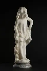 Guglielmo Pugi, Little Girl, Around 1900, carrara marble