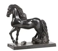Giorgio de Chirico, Grande cavallo (cavallo antico), 1988, scultura in bronze