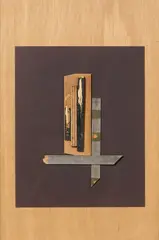 Louise Nevelson, Senza titolo, 1971, collage di card and legno on panel