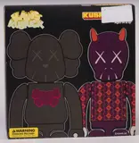 Kaws, Kubrick Bus Stop 1, Multiplo in plastica