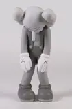 Kaws, Small Lie (Gray), 2017, Scultura in vinile verniciato