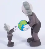 Kaws, The Promise (Brown), 2021, Scultura in vinile verniciato