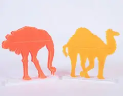 Gino Marotta, «Struzzo artificiale» e «Dromedario artificiale», Due multipli in plexiglass