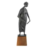 Mario Molteni, Female figure, volume sculpture in bronze with dark patina, on wooden base. Signature engraved on the base: M. Molteni