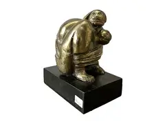 Madre e figlio by Salvatore Cipolla, gilded bronze, offered Oct 2024