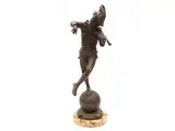 Jules Weyns, Arlecchino violinista, bronze sculpture