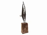 Valeriano Trubbiani, Verticalembryo 1961, steel sculpture