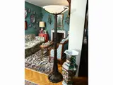 Paul Kiss, Art Deco floor lamp in wrought iron, surmounted by a large circular alabaster cup