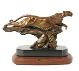 Ken Rowe, On The Edge, 1999, bronze, mounted to stepped plinth