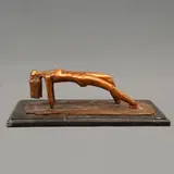 Elisa Agami, DIOSA DEL MAR, Bronce, patinado en color marrón; base de mármol negro