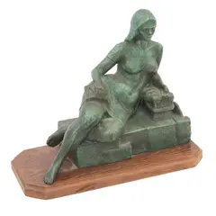 MÉXICO, SIGLO XX by la Choca*, Bronce, patinado en color verde; base de madera, offered Jun 2023