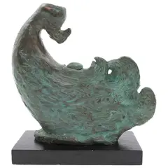 Untitled by Sofía Bassi, Escultura en bronce en base de madera, offered Dec 2022