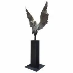 Jorge Marín, Siempre, 2021, Escultura en bronce en base de metal