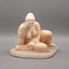 Untitled by Manzano, escultura en mármol, offered Jul 2022