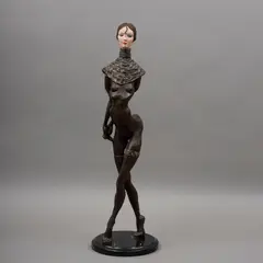 SIGLO XX by Lucrecia Ramos, Escultura en bronce 11/12, offered Jun 2022
