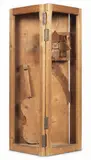 Mario Ceroli, Il fiore e il violino, 1966, Scultura in legno