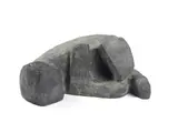 Branko Ružić, Cane accucciato, scultura in bronze